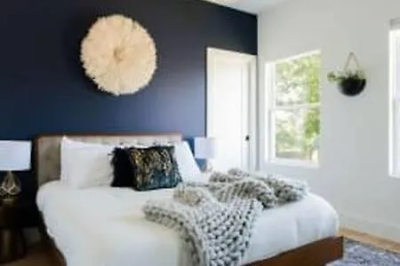 Dom wakacyjny Luxury Twin Homes With Skyline Views Nashville Stany Zjednoczone Ameryki