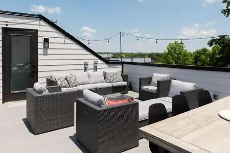 Dom wakacyjny Luxury Twin Homes With Skyline Views Nashville