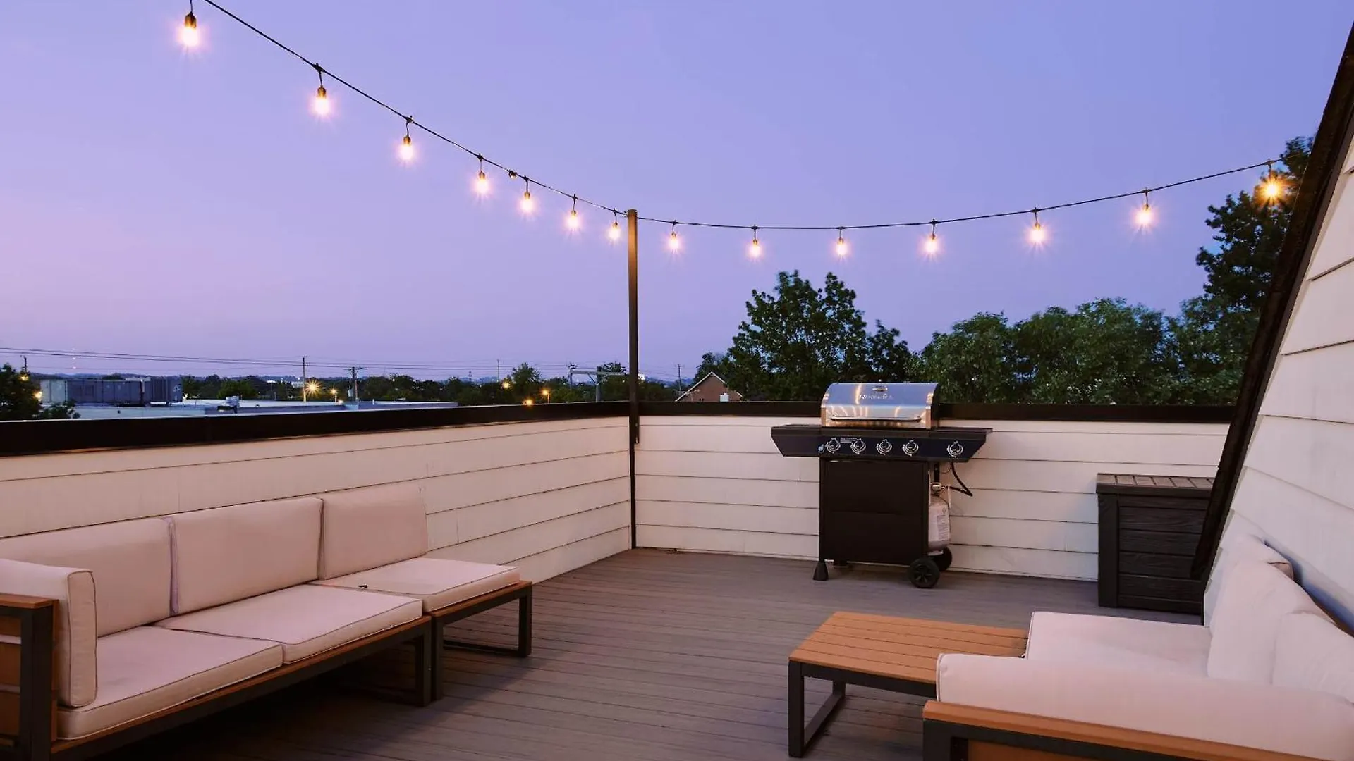 Dom wakacyjny Luxury Twin Homes With Skyline Views Nashville